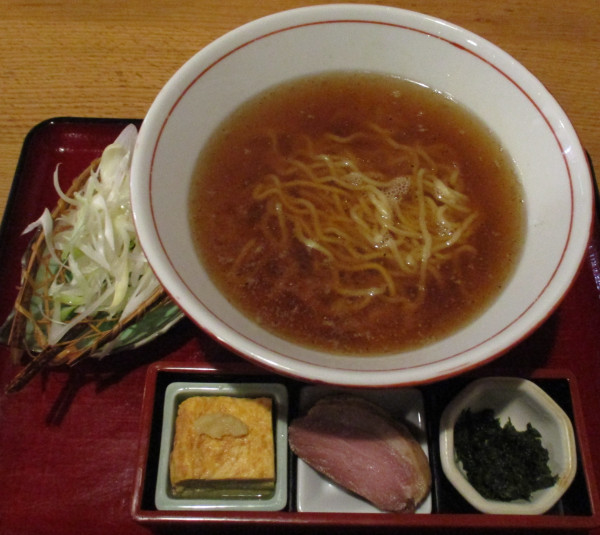 「焼きあご醤油らあめん　850円」@味福あさのの写真