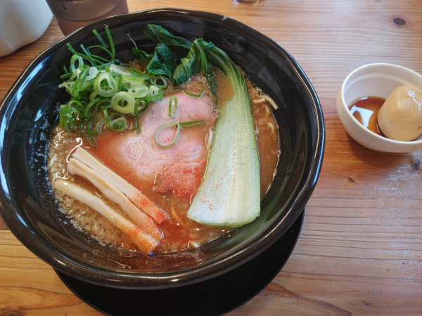 「魚介とんこつ」@麺屋 いち源の写真
