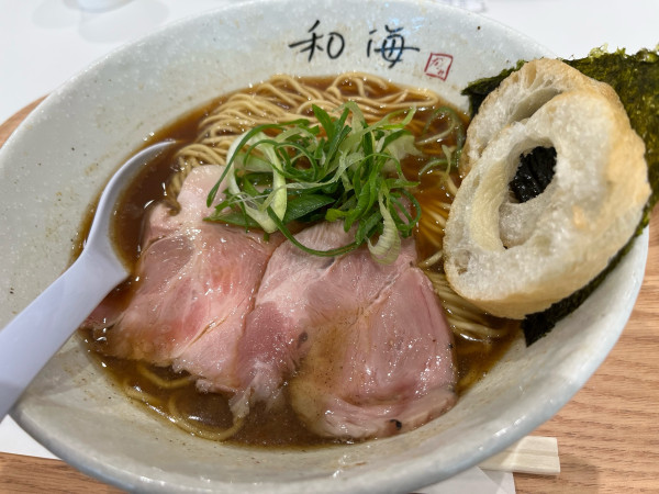 「醤油ラーメン」@らーめん専門 和海 宝塚北サービスエリア店の写真