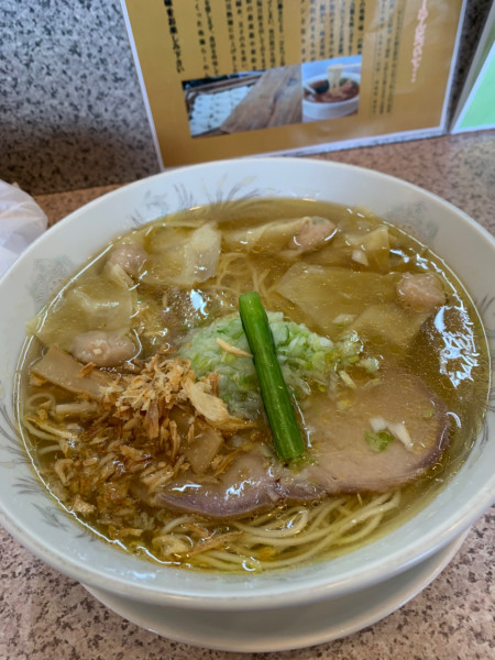 「塩ねぎワンタン麺」@ラー麺専門店 こしがやの写真
