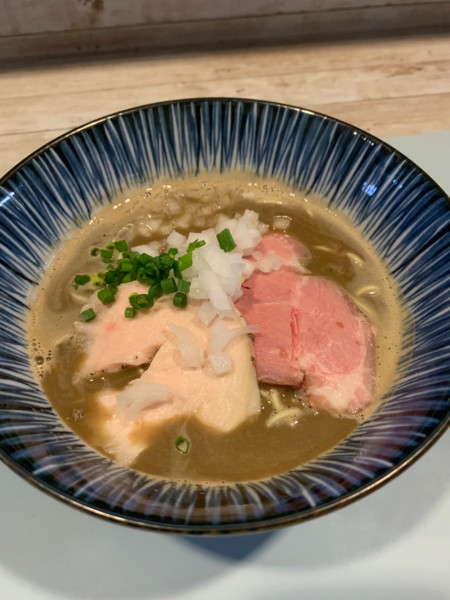 「限定濃厚烏賊煮干らーめん」@鯛らぁ麺 ゆとりの写真