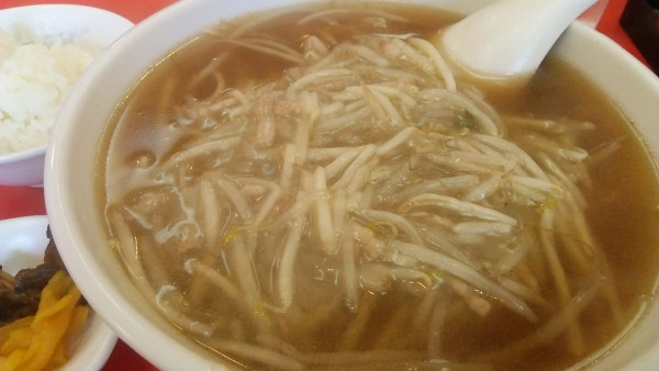 「もやしそば（生碼麺） 800円」@中華料理 新三陽 後楽園店の写真