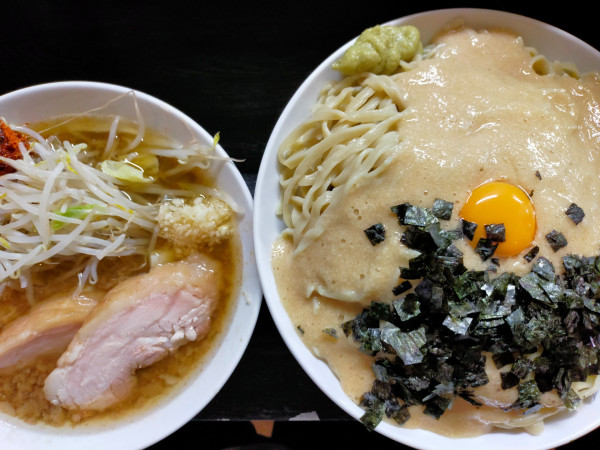「【限定】トロロ大1450円(つけ麺100円)+刻み海苔50円」@豚星。の写真
