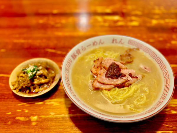 「牛骨らーめん1,000円」@豚骨らーめん れんの写真