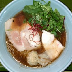 名古屋コーチン鶏煮干ラーメン