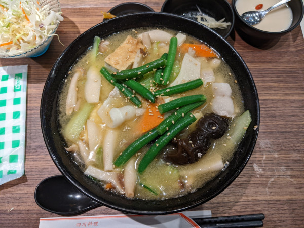 「野菜麺セット(自家製小籠包3個セット）：1200円」@四川料理 川府 新橋店の写真