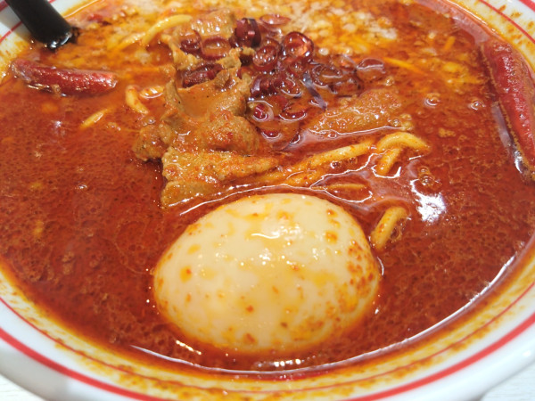 「誠スペシャル　北極味玉　背脂」@蒙古タンメン 中本 立川店の写真