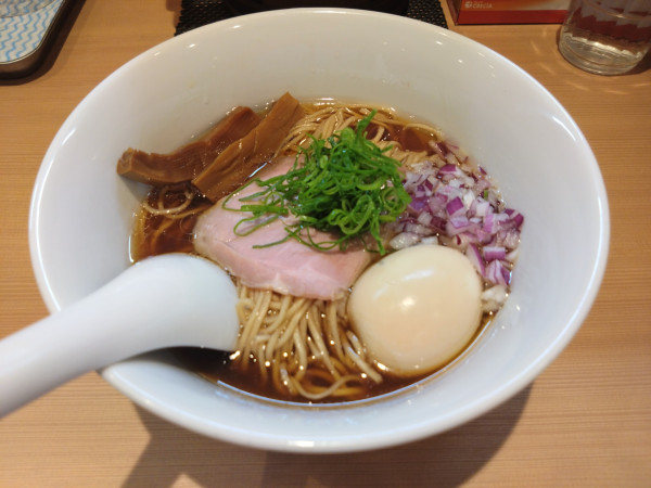 「とろ玉煮干しそば」@麺亭 しま田の写真