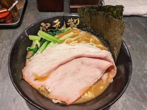 「ラーメン(900円)」@宮元製麺の写真