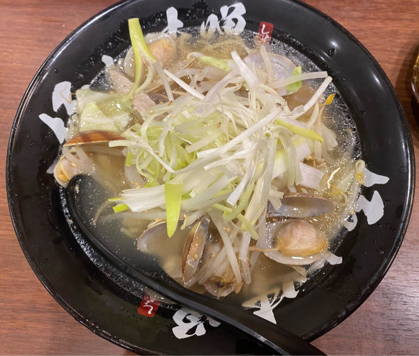 「濃厚あさり塩らーめん　820円」@札幌熟成味噌らーめん 匠神の写真