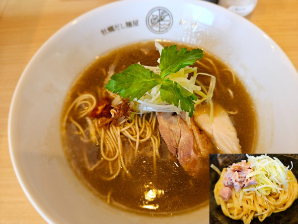 「濃厚牡蠣だし麺+親鶏あえ玉」@牡蠣だし麺屋 汐ノ音の写真