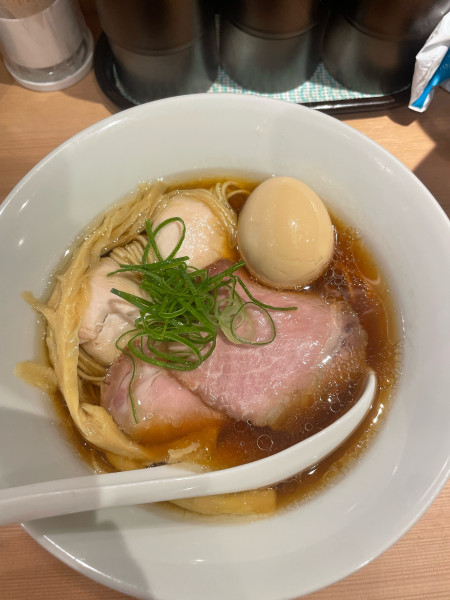 「特製醤油らぁめん」@麺処 しのぶ 五反野店の写真