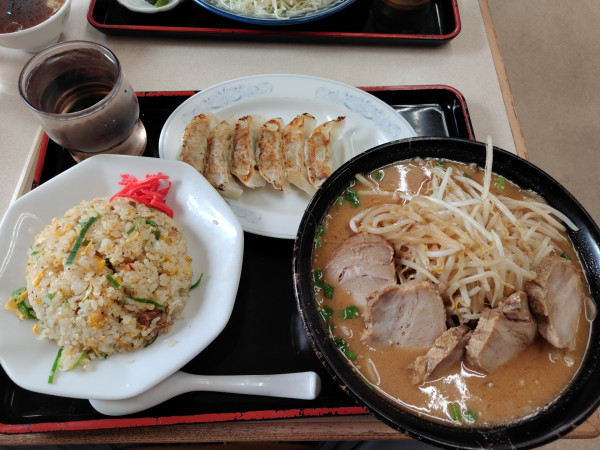 「味噌大盛、チャーシュ、もやし増量」@くるまやラーメン 清瀬店の写真