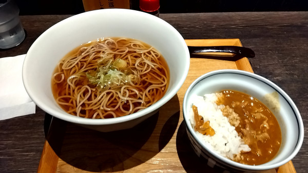 「かけそば（蕎麦屋のカレーセット　７５０円）」@蕎麦 いまゐ 新横浜店の写真