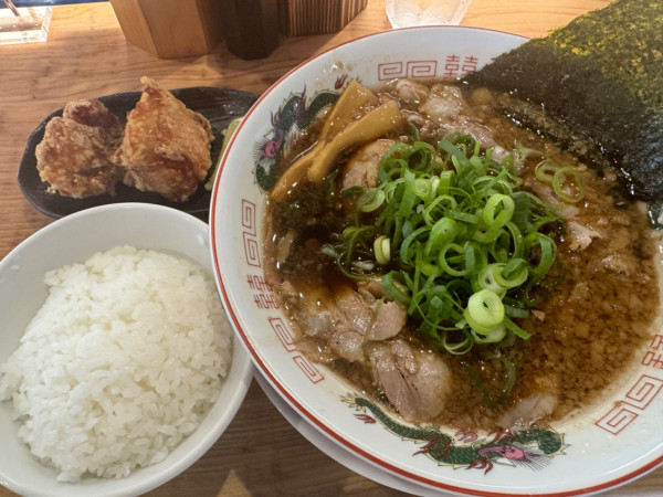 「ダークサイド+唐揚げセット(930+400円)」@麺屋EDITION 京都本店の写真