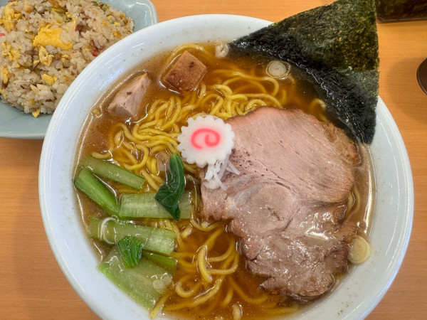 「魚介中華そば無料麺大盛りお得セットＡ＋半炒飯」@麺屋 なが盛の写真
