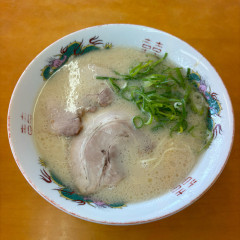 看板の無いラーメン屋の画像