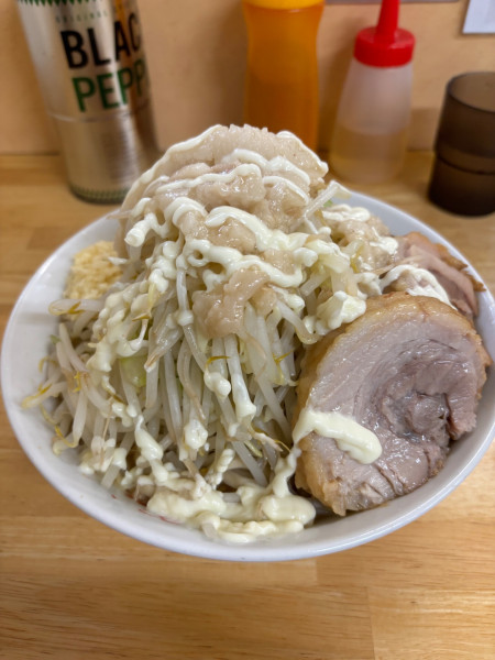 「小ブタ2枚」@ラーメン 登良治郎の写真