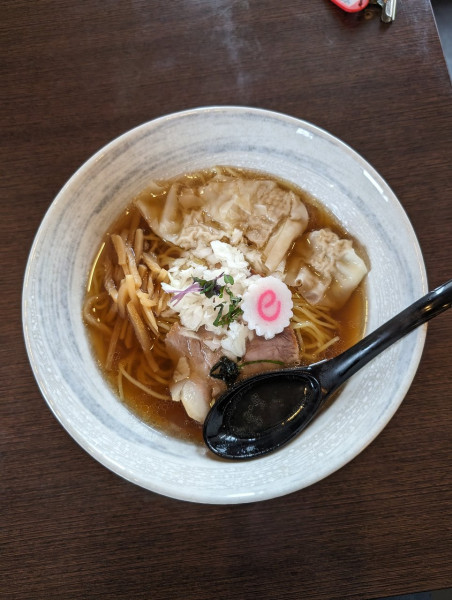 「ワンタン煮干しそば」@自家製拉麺 暖田。の写真