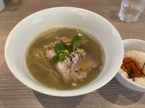 「三位一体 (煮干しX寒干し鱈X浅蜊) 950円」@中華そば 和渦 TOKYOの写真