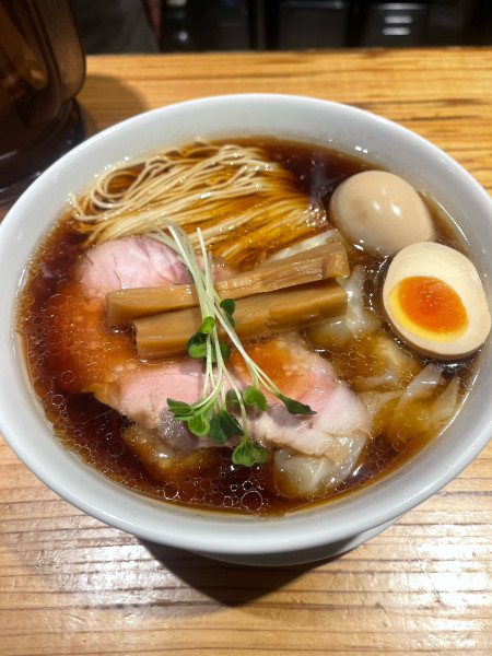 「わんたん中華そば(醤油)大盛＋味玉」@いしかわやの写真