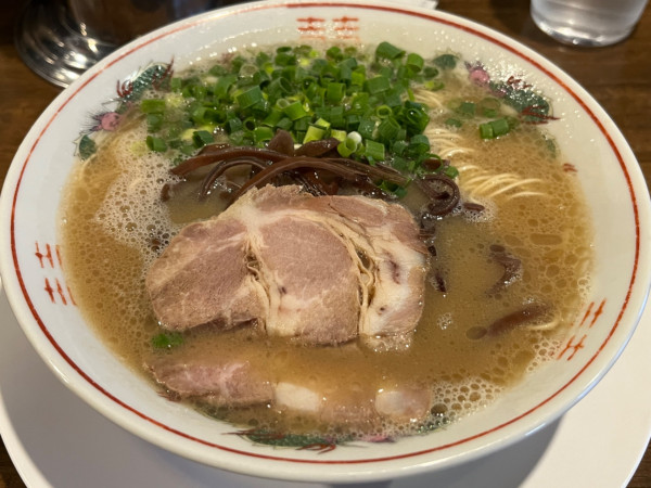 「豚骨ラーメン」@ラーメン池田の写真