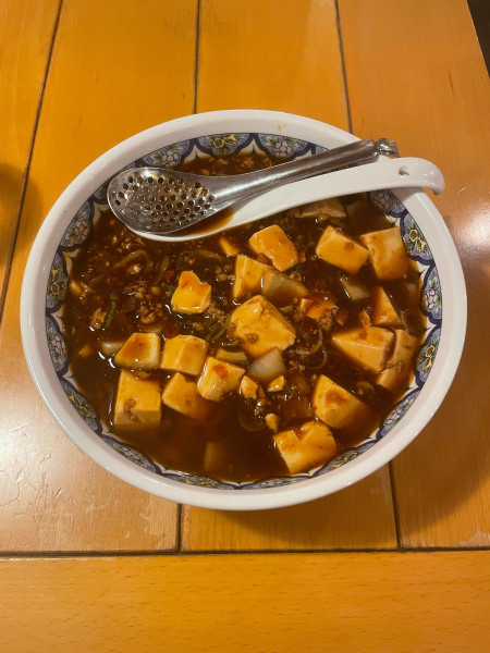 「麻婆豆腐麺(1120円)刀切麺」@中国ラーメン 揚州商人 横浜スタジアム前店の写真