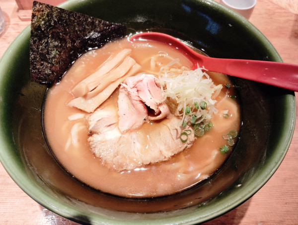 「焼きあご塩らー麺」@焼きあご塩らー麺 たかはし 新宿本店の写真
