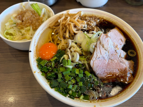 「【限定】スタミナブラック930円+ジロめし(ランチサービス)」@INOSHOWの写真