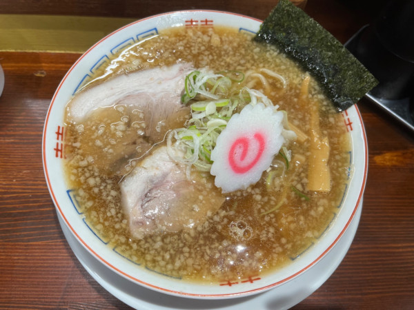 「いりこ（淡口）平打ち」@大井町立食い中華蕎麦 いりこ屋の写真