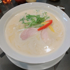 東京オリーブnoodleの画像