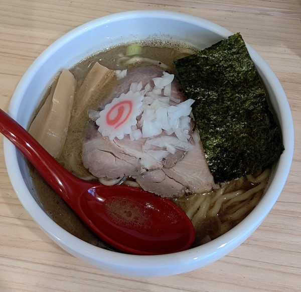 「煮干し中華そば900円」@渋谷煮干中華そば かわ嶋の写真