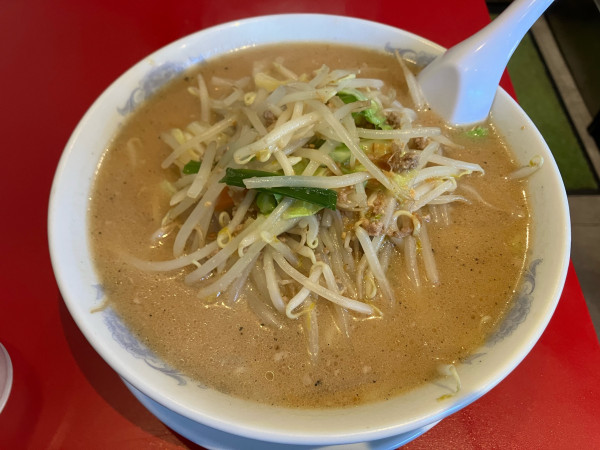 「みそラーメン　大盛り(800円＋120円)」@中華料理 開々亭の写真