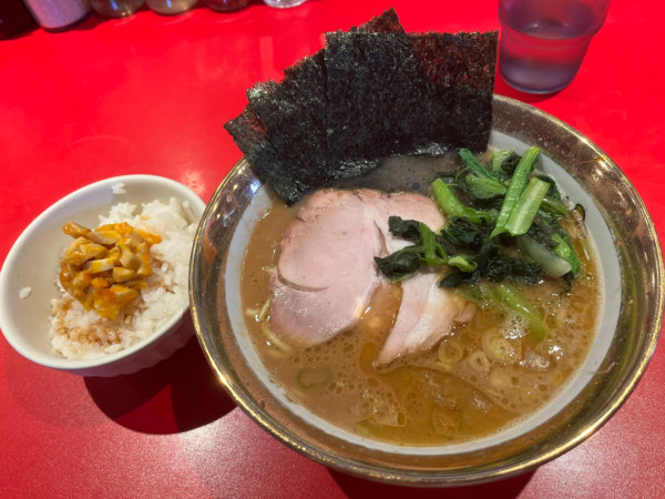 「ラーメン　玉子まぶし」@厚木家の写真
