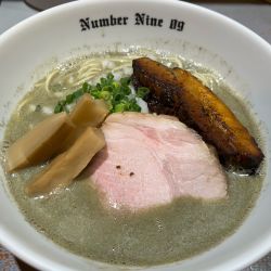 煮干しページ 煮干しの匂いがたまらない !! 青森津軽煮干しラーメン 激にぼまぜそば