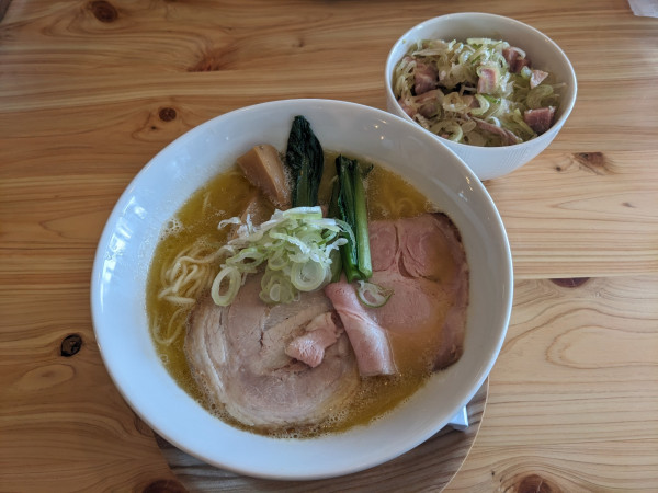 「鳥白湯ラーメン（塩）＋ねぎポーク丼」@メントサケの写真