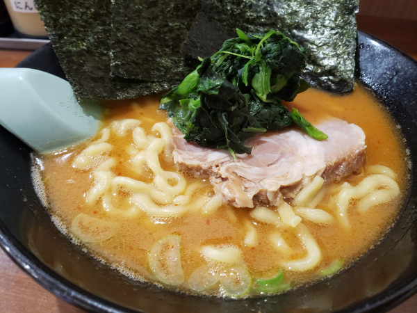 「辛味噌ラーメン」@らーめん家 せんだい 横浜駅西口店の写真