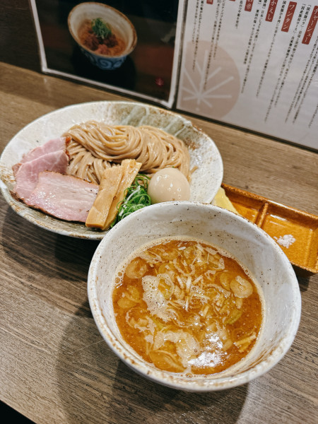 「地鶏白湯つけめん」@らーめん楓の写真