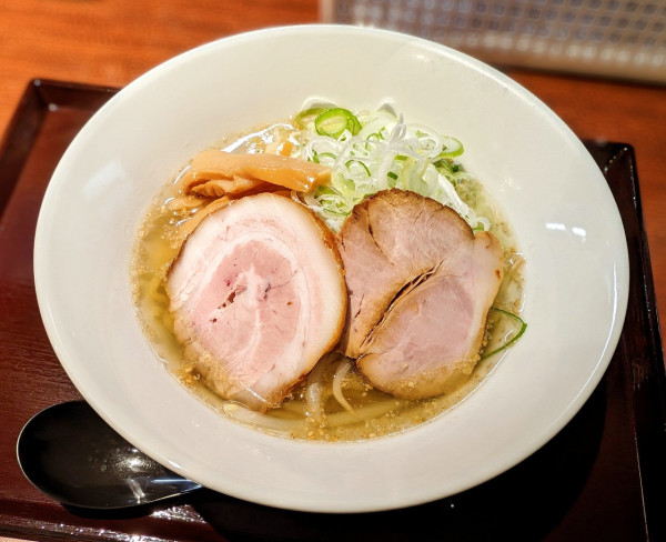 「塩ラーメン」@ブーブーキングの写真