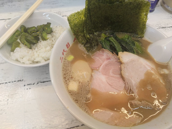「特製ラーメン」@二代目 谷瀬家の写真