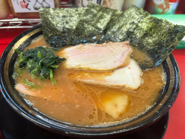 「チャーシュー麺　3枚」@柏 王道家の写真