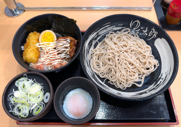 「海苔べん丼セット(780円)+温玉(クーポン)」@ゆで太郎 九段南店の写真