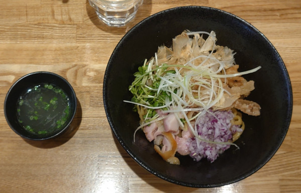 「地鶏まぜそば」@TOMORROW NEVER NOODLESの写真