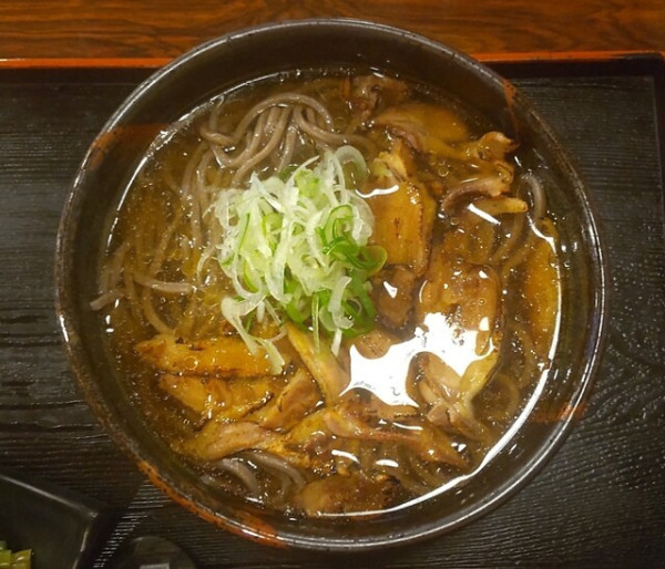 「極肉そば（冷）750円」@きのくにやの写真