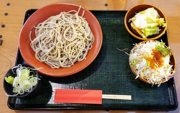 「十割 もりそば」@石臼十割そば森久の写真