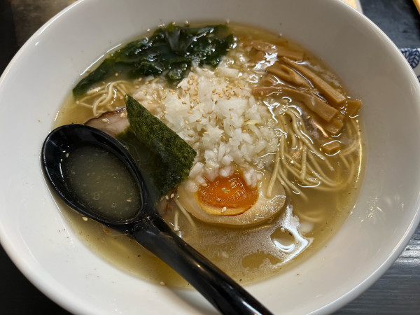 「塩ラーメン固め800円」@一陽来福の写真