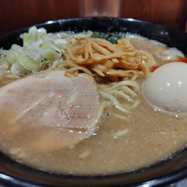 「味玉中華そば　大　990円」@六厘舎 大崎店の写真