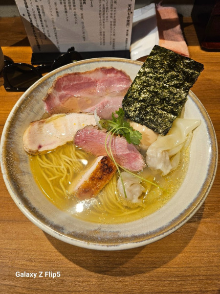 「特上塩らぁ麺」@Japanese Ramen 五感の写真
