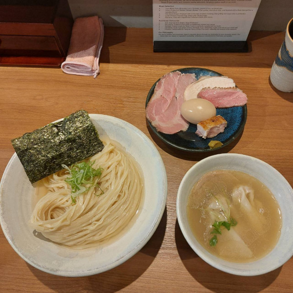 「塩つけ麺」@Japanese Ramen 五感の写真