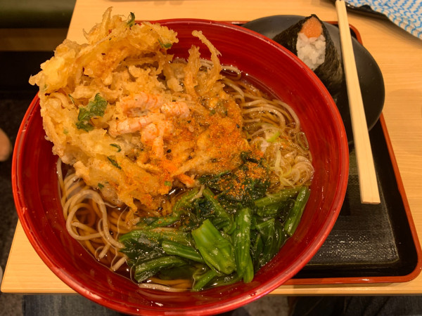 「小海老入りかき揚げ天そば 640円」@箱根そば 本陣 小田急エース南館店の写真